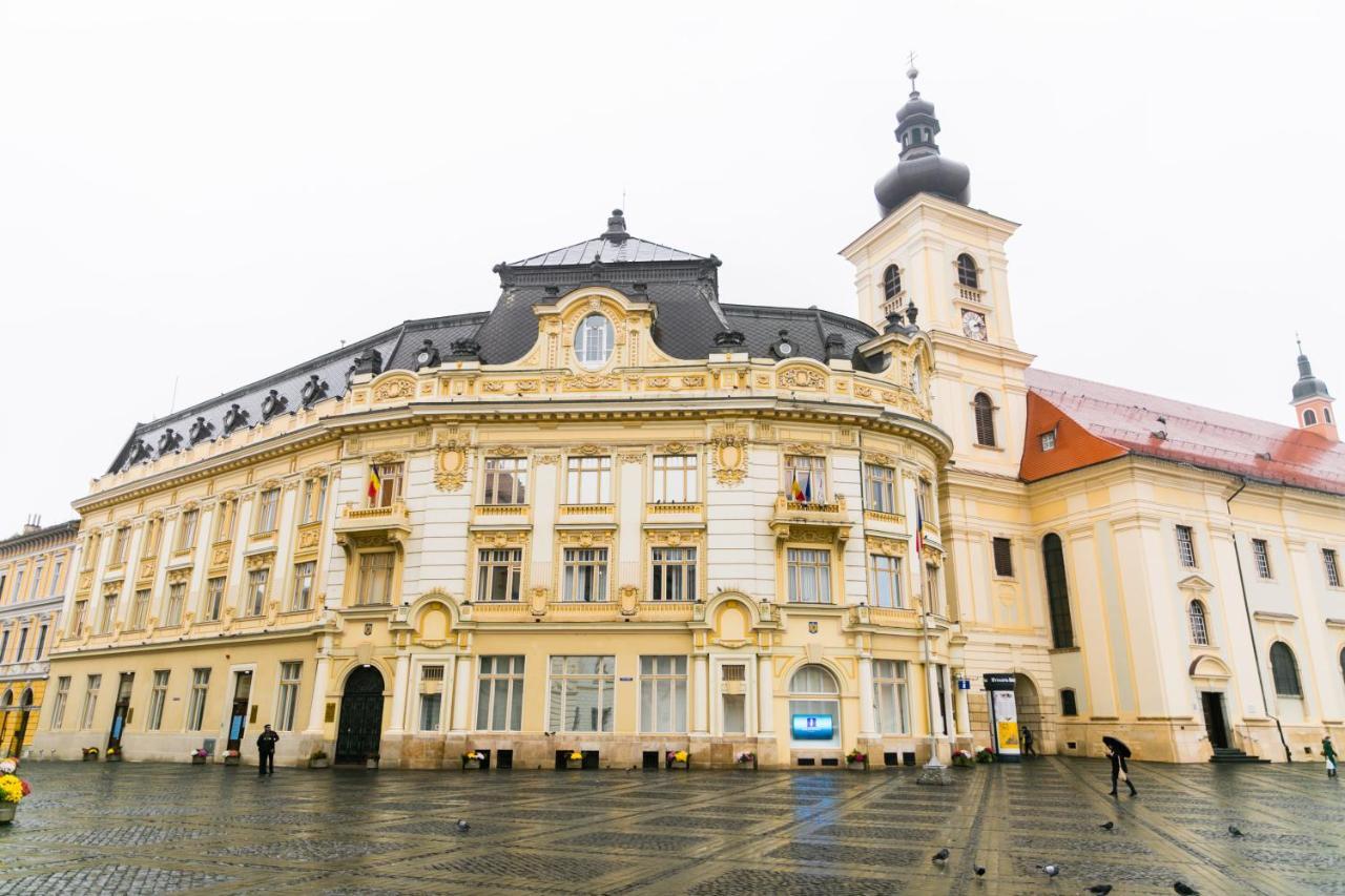 Vendi Grand Square Residence Sibiu Exteriér fotografie