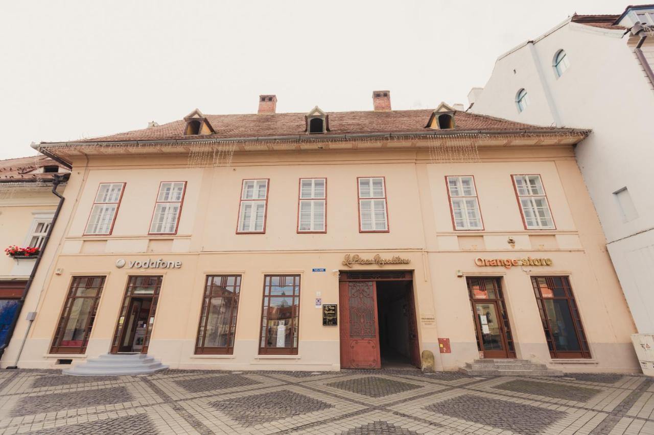 Vendi Grand Square Residence Sibiu Exteriér fotografie