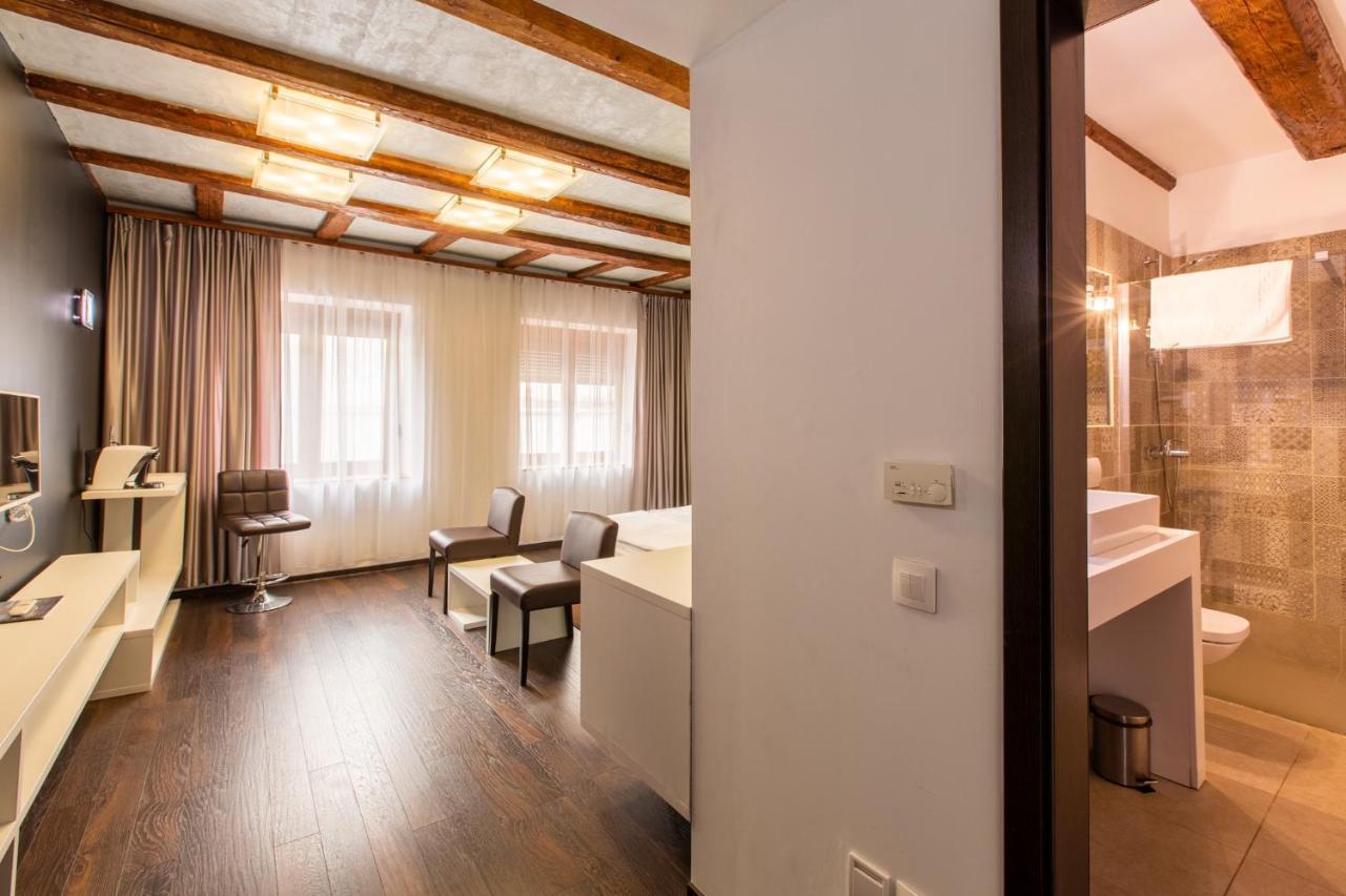 Vendi Grand Square Residence Sibiu Exteriér fotografie